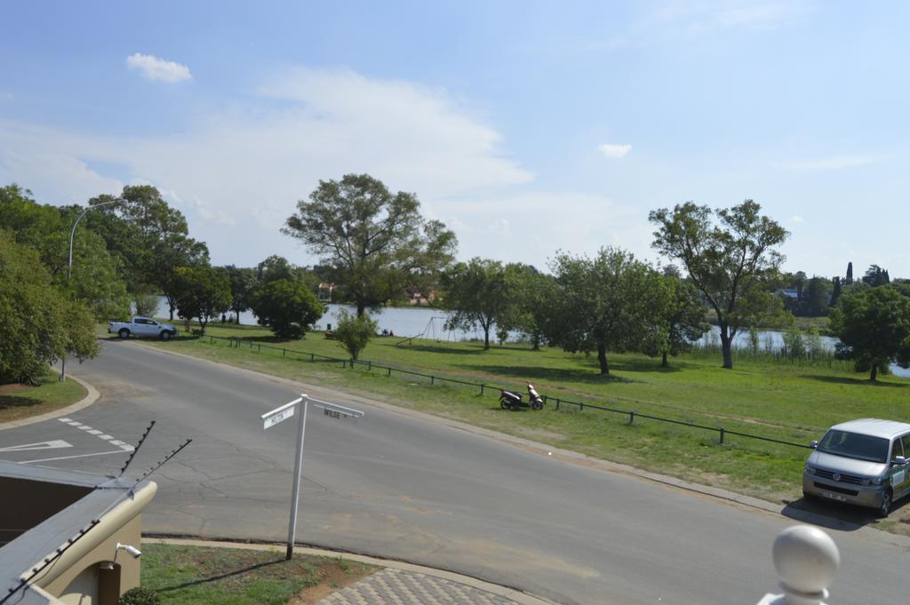 Lakeview Boutique Hotel & Conference Center Benoni Ngoại thất bức ảnh